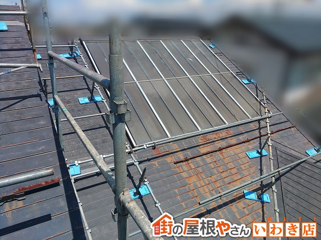 福島県いわき市　錆が発生した金属屋根