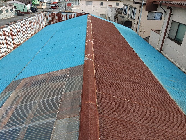 いわき市植田の赤錆びが進行した波板のトタン屋根調査を行いました