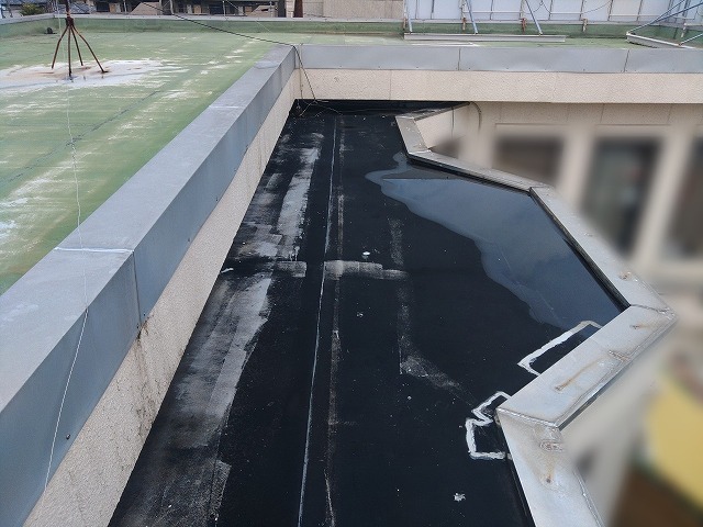 雨漏りが発生した陸屋根の防水