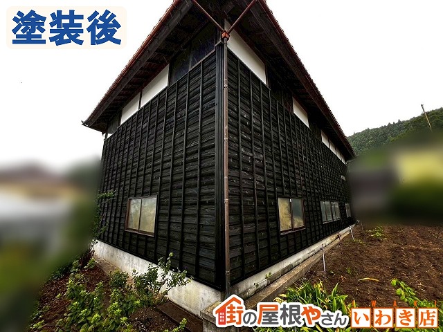 福島県須賀川市　傷んでしまった押縁下見板張り外壁の倉庫の塗装工事を実施
