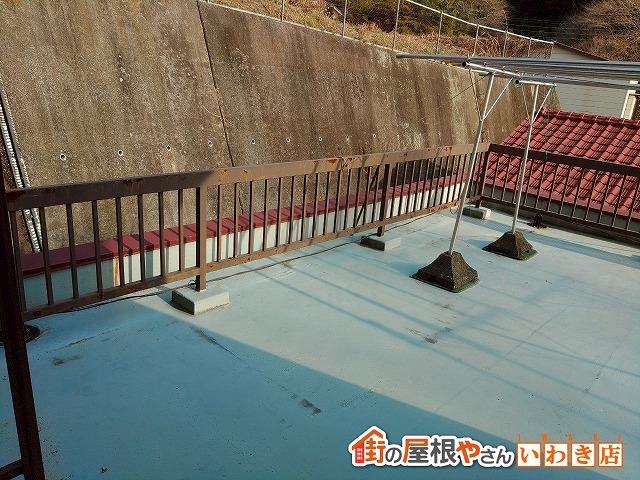 福島県いわき市　経年劣化により錆び付いてしまった手すり