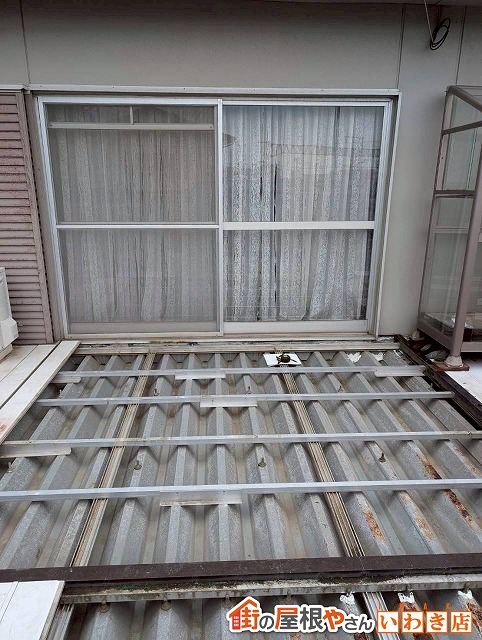 福島県いわき市　傷んでしまった2階ベランダの窓